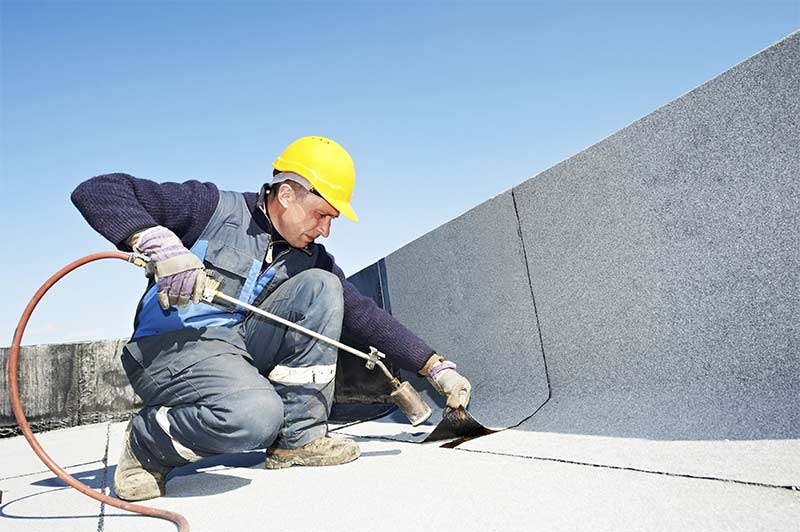 TOIT-TU-RENOVE-21 Artisan couvreur en Bourgogne en Côte-d’Or (21). Installation et rénovation de toiture et faîtage, Dépannage urgent de votre toiture ! Pose de fenêtre de toit VELUX®. Travaux de zinguerie : gouttières, pose de solin, bandes de rive, noues, descentes d’eaux pluviales, abergements de cheminées … Etanchéité toit plat terrasse. Nettoyage et démoussage toiture. Le traitement résine hydrofuge toiture. Traitement de charpente en bois contre les insectes et champignons. Nettoyage et traitementanti mousse par pulvérisation façade. Ravalement peinture façadeboiserie et ferronnerie. Nettoyage des extérieurs :Allée, dallage, muret, terrasse …Zone d’intervention :En Bourgogne en Côte-d’Or (21). TOIT TU RENOVE 21  - Toit tu renov 21 